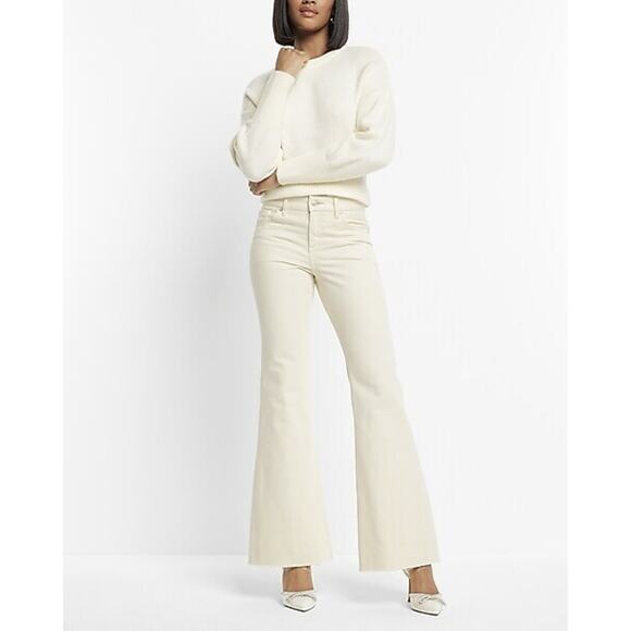 Express Denim - NWT Express Mid Rise Cream Raw Hem '70s Flare Jeans Size 2S 2 Short 28" x 29"